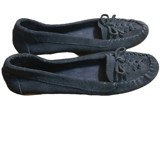 Minnetonka Shoes Minnetonka Navy Blue Suade Moccasin Shoes